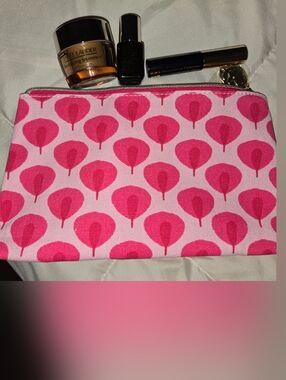 ESTEE LAUDER Revitalizing Supreme Moisturizer, Mascara & Night Serum & Cosmetic